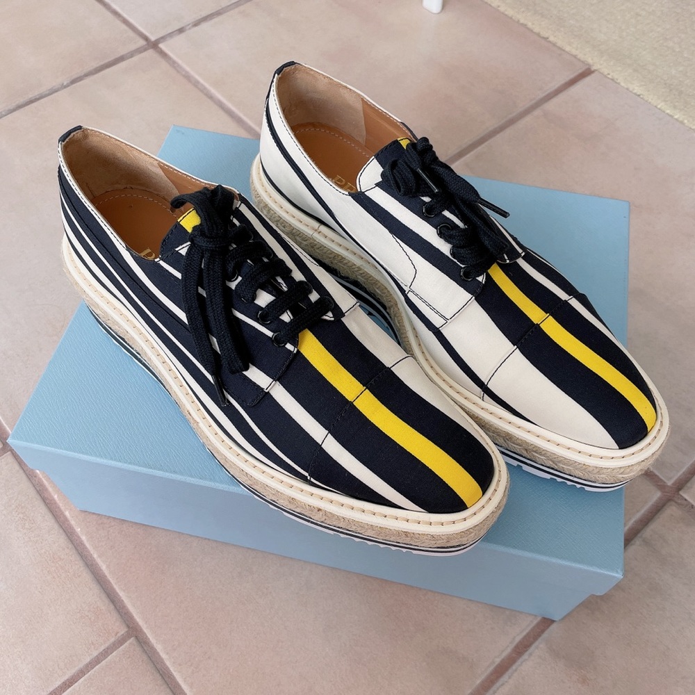 Prada creeper